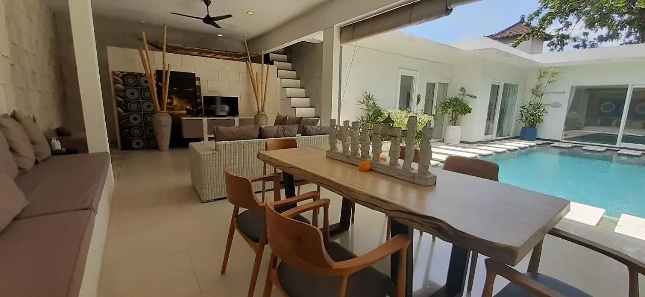 Villa La Seminyak Indonesien