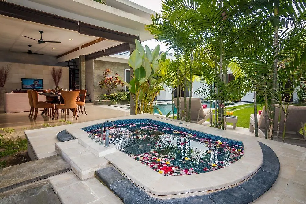 Villa La Seminyak Indonesien