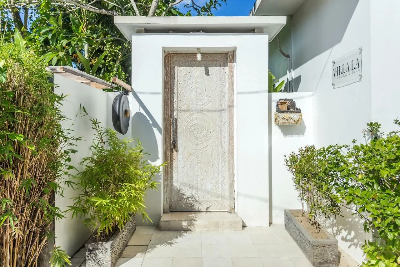 Villa La Seminyak Indonesien